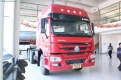 中國(guó)重汽 HOWO重卡 336馬力 6X4 牽引車(全能一版 HW76)(變速器HW20716A)(ZZ4257N3247C1)